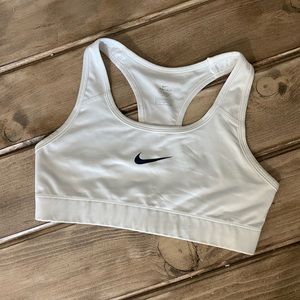 Nike Sports Bra White, Women’s size Small